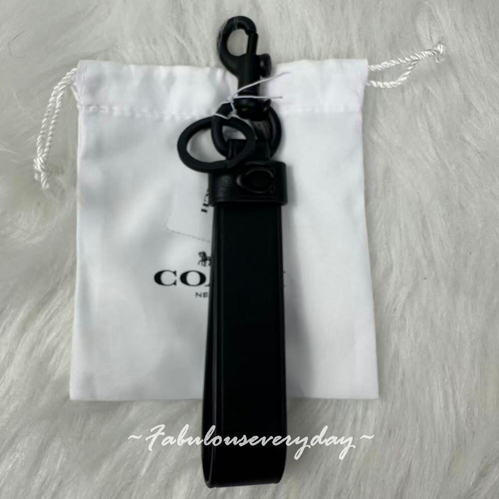 Coach Loop Bag Charm In Leather/Black CCY34 - Picture 3 of 6